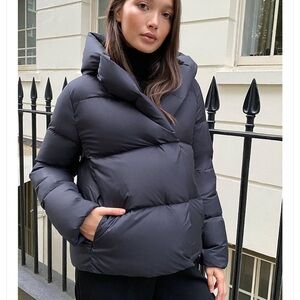 Aritzia Duvet Puffer